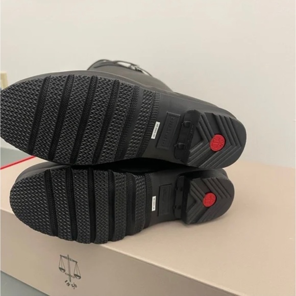 BRAND NEW IN BOX Hunter Boots
Women’s Original Adjustable Tall Rain Boot - Picture 7 of 7